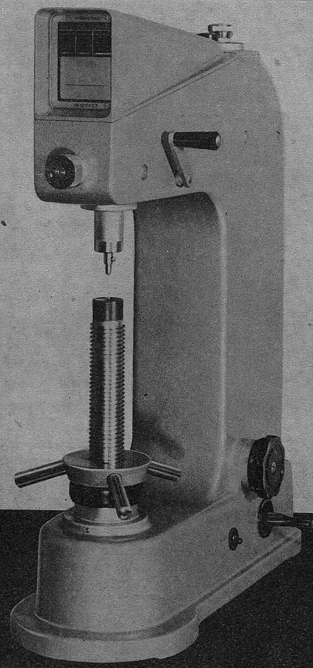 PROVA DI DUREZZA ROCKWELL (secondo UNI 562-75 - UNI EN ISO 3738 e 6508) Si definisce durezza Rockwell, ideata dall'americano Rockwell nel 1925, un numero convenzionale ricavato in funzione della