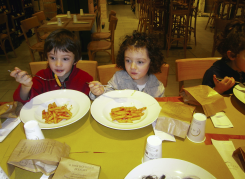 I MUFFIN SECONDO LA SCUOLA DI EATALY Ci siamo divertiti tanto. Il pranzo a Eataly!