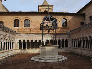 La città di Foligno è il centro commerciale ed industriale più ricco ed importante della Valle Umbra ed il principale centro di comunicazioni dell'intera regione.