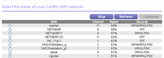 Connessione tramite la configurazione del browser Web 1. Utilizzare la gestione rete WiFi su un computer o dispositivo mobile per trovare e collegarsi alla rete WiFi NETGEAR_EXT (SSID).