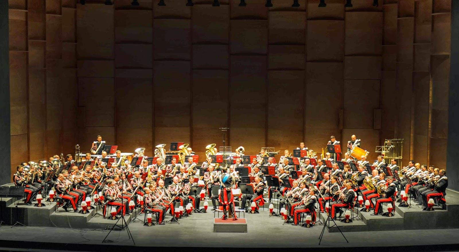 La banda (disposizione in concerto) Banda dell Arma de Carabinieri