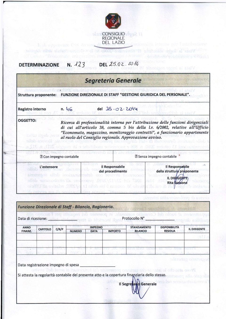 6/2002, relative all'ufficio "Economato, magazzino, monitoraggio contratti", a funzionario appartenente al ruolo del Consiglio regionale. Approvazione avviso.