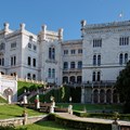 Tergeste, as Trieste was named during the Roman era, is to be discovered on foot, to fully taste her richness and to breathe, through her streets, buildings and monuments, her 2000-year-old history.