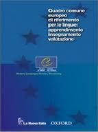 Si esprime spontaneamente, in modo molto scorrevole e preciso e rende distintamente sottili sfumature di significato anche in situazioni piuttosto complesse.