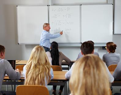 Insegnante Lezione Conoscenza Lavoro Lavoratore Trainer Produzione Retribuzione