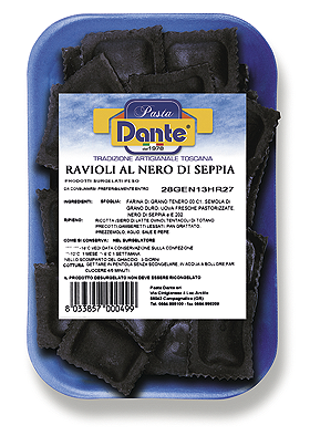 Ravioli al Nero di Seppia Ravioli agli Scampi uova fresche e pastorizzate, nero di seppia.