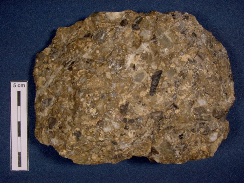 Le rocce detritiche (II) Il conglomerato deriva dalla cementazione delle ghiaie e si definisce