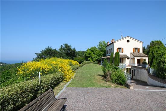 Rif 0312 Villa sul mare di Pesaro www.villecasalirealestate.