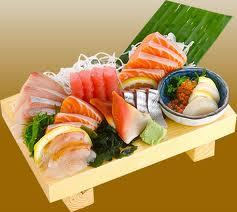 MENU GIAPPONESE SASHIMI 8391 Sashimi Maxi : Sashimi Misto 18 Fette 839 Sashimi Moriawase : Sashimi Misto 12 Fette 840 Sake Sashimi:Sashimi di Salmone 8 Fette 841 Maguro Sashimi: Sashimi di Tonno 5