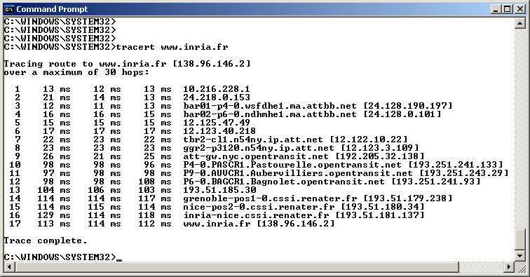 Iniziate aprendo una finestra con la shell del sistema operativo. Fate partire Wireshark e iniziate la cattura dei pacchetti. Dal finestra della shell, dare il comando traceroute gaia.cs.umass.