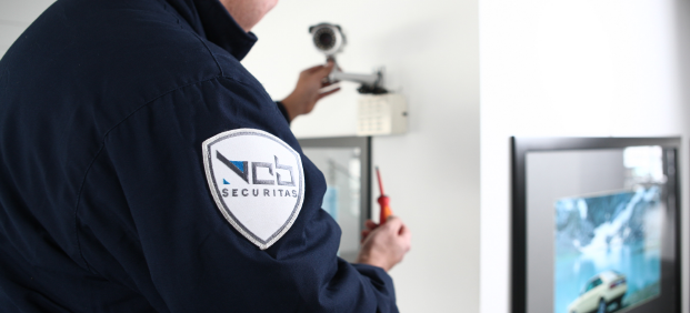 IMPIANTI DI SICUREZZA VCB Securitas si offre come unico interlocutore per la realizzazione di impianti di allarme, videosorveglianza e trasmissione delle segnalazioni alla Centrale Operativa che