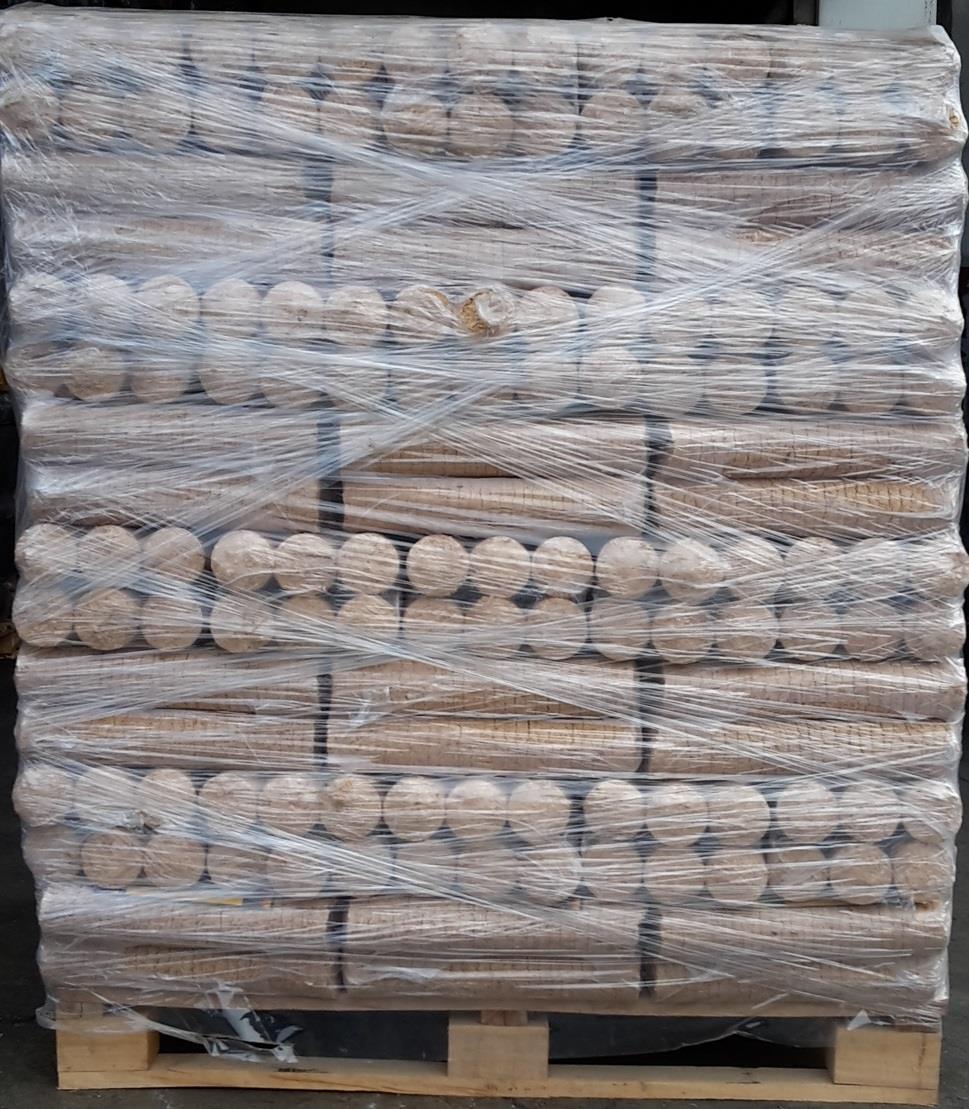 TRONCHETTI DI LEGNO CERTIFICATI FSC Tronchetti di legno pressato essenza faggio 100 % confezionati in termoretraibile da 10 kg puliti e facili da usare.