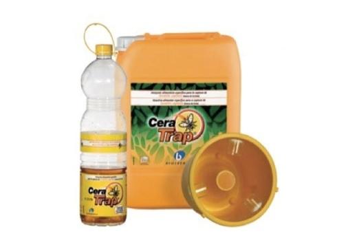 CERA TRAP (Ce) Esca di natura proteica (5,5%). Carenza di sostanze azotate nella frutta. Sottoprodotto dell industria farmaceutica (suini).