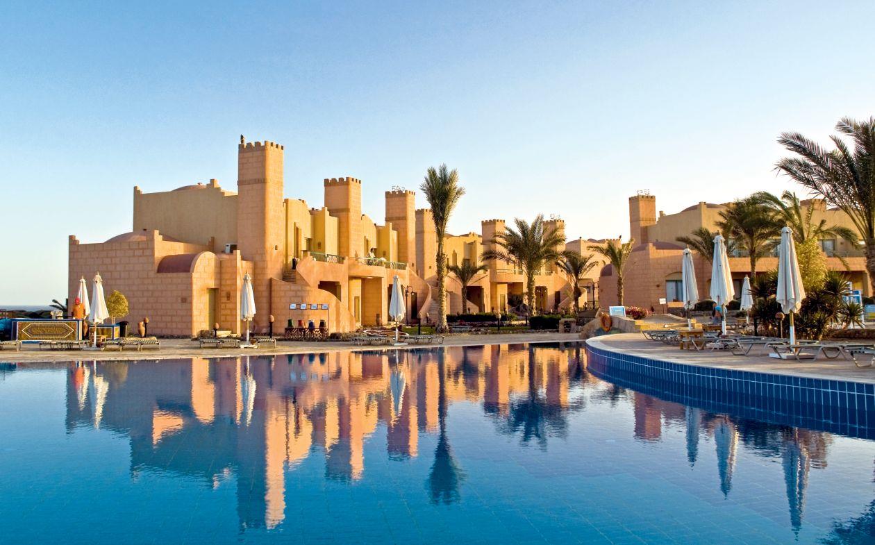 SPECIALE MAR ROSSO Marsa Alam INVERNO 2016/17 AKASSIA All inclusive in Doppia aquapark L Akassia, la cui sagoma ricorda il castello delle favole, è il luogo perfetto per una vacanza in famiglia,