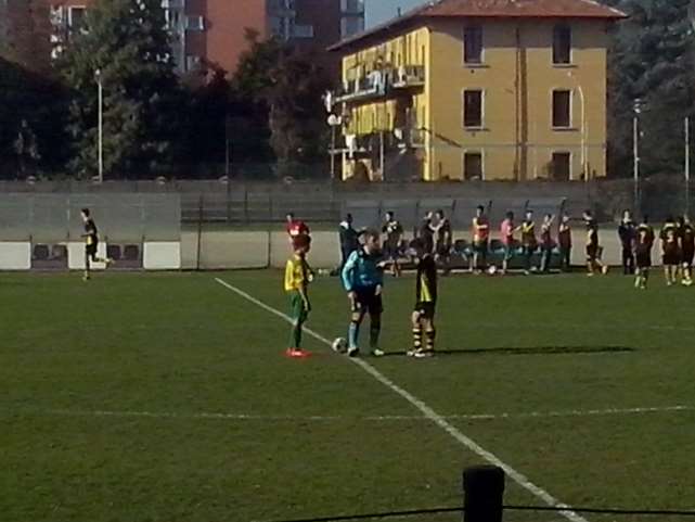 JUNIORES VICTOR 2-10 La rosa a disposizione del Mister Michellini : 1 Artusa, 2 Michellini, 3Fortunati, 4 Lancellotti, 5 Destro, 6 Barbui, 7 serrati, 8 Stecchini, 9 Colombo, 10 Mascia, 11