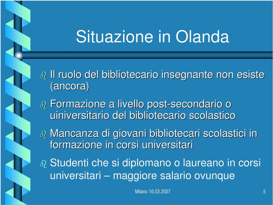 scolastico Mancanza di giovani bibliotecari scolastici in formazione in corsi