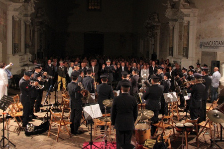 Asciano, bande musicali da tutta Italia per il festival ''Azzurra Lorenzoni'... http://247.libero.it/rfocus/18830432/1/asciano-bande-musicali-da-tutta-.