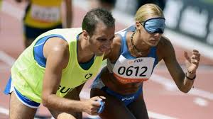 29/07/13 FIDAL.it - Federazione Italiana di Atletica Leggera Oro per Annalisa Minetti grazie al talento ed alla professionalità di Stefano Ciallella. A Lione anche il Molise il 21 luglio u.s.ha avuto il suo momento di gloria.