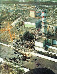Chernobyl (1986) Tipologia RBMK Sequenza incidentale: Si voleva verificare se il generatore poteva alimentare le pompe d acqua che raffreddano il reattore in caso di perdita di potenza Si tolse