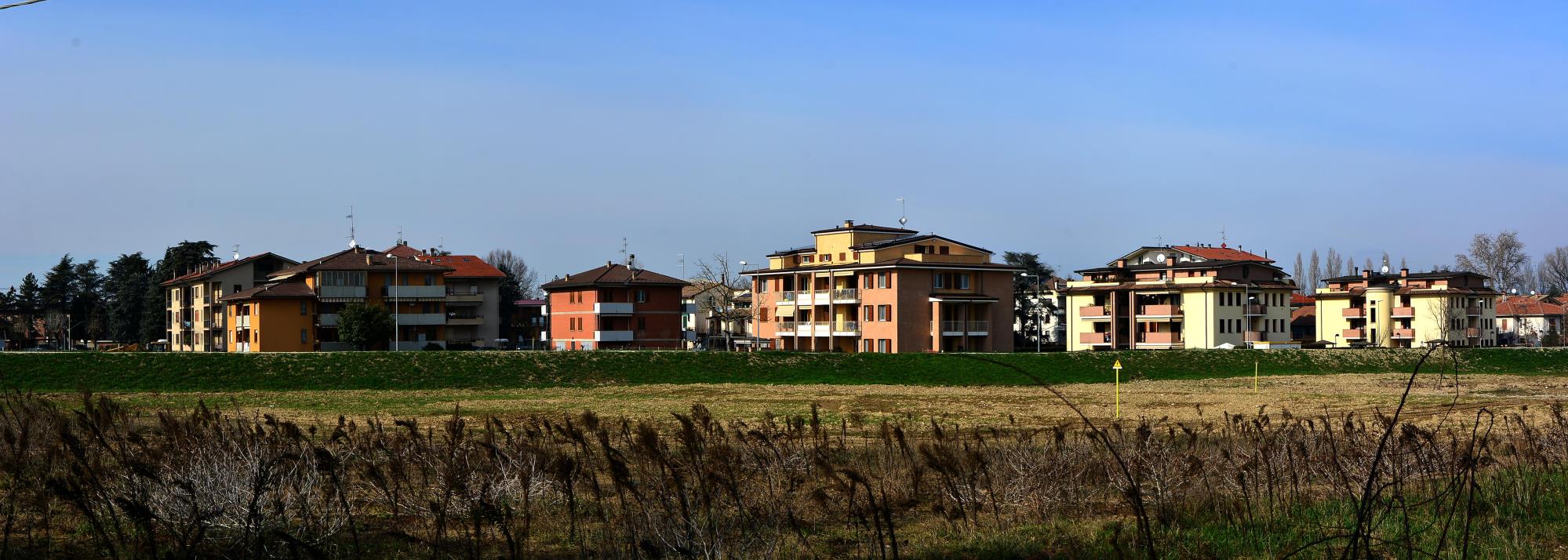 Altra immagine del nuovo argine carrabile costruito in sinistra idraulica del T.