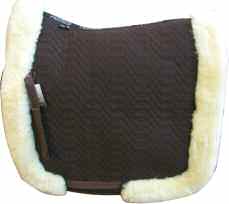 Horse Sweet DreaM Tosoni Sheepskin saddle pad 0463395 Semisottosella in cotone trapuntato e lana merinos antifiaccatura.
