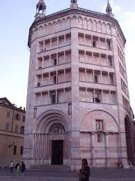 Il Romanico 9 - I luoghi di culto Basilica di S. Marco a Venezia Basilica di S.