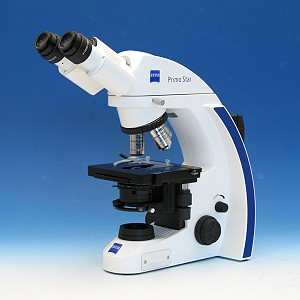 Il microscopio Zeiss Primostar ALOGENO è rinomato nel mondo intero per la qualità incomparabile delle sue ottiche e per la sua solidità.