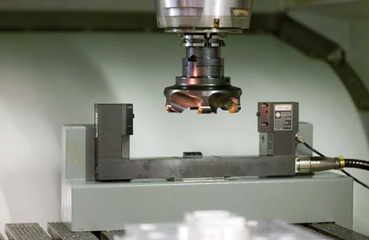Sistemi laser TL Con i sistemi laser TL Micro e TL Nano gli utensili possono essere misurati in assenza di contatto alla velocità di rotazione nominale.
