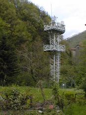 b) ponte radio TELECOM in località Taviano, P.