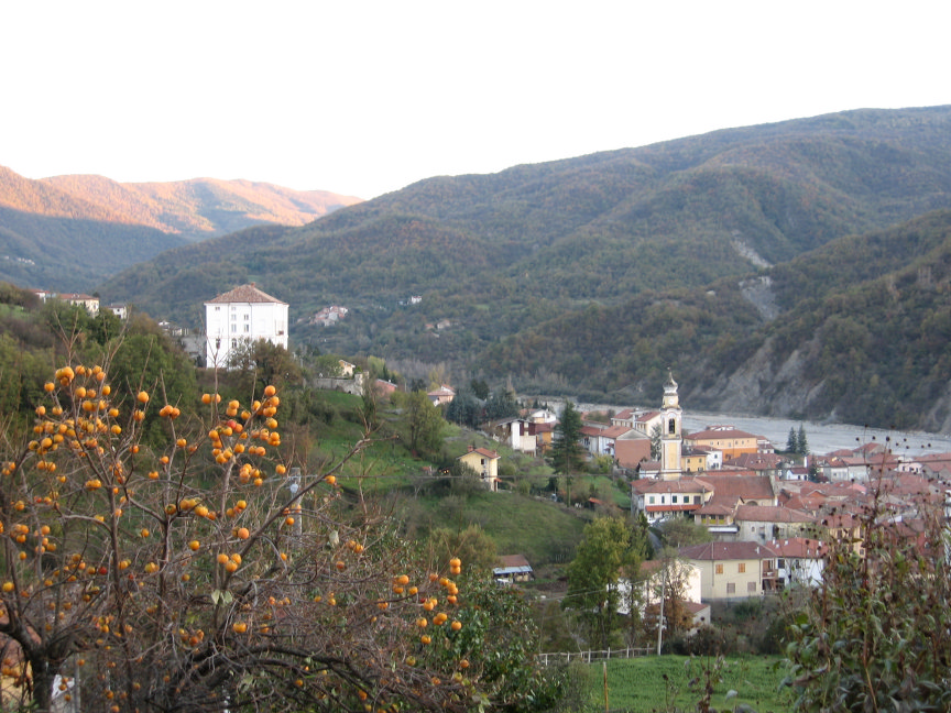 Cabella Ligure: Alla Pinan Cichero. Cabella Ligure: Panorama.