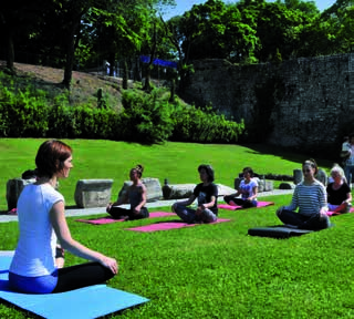 ZONA EST PARCO DUCOS PILATES Martedì e Giovedì ore 19.00-20.