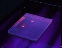L EtBr è fluorescente quando esposto agli UV, e la sua fluorescenza aumenta quando è