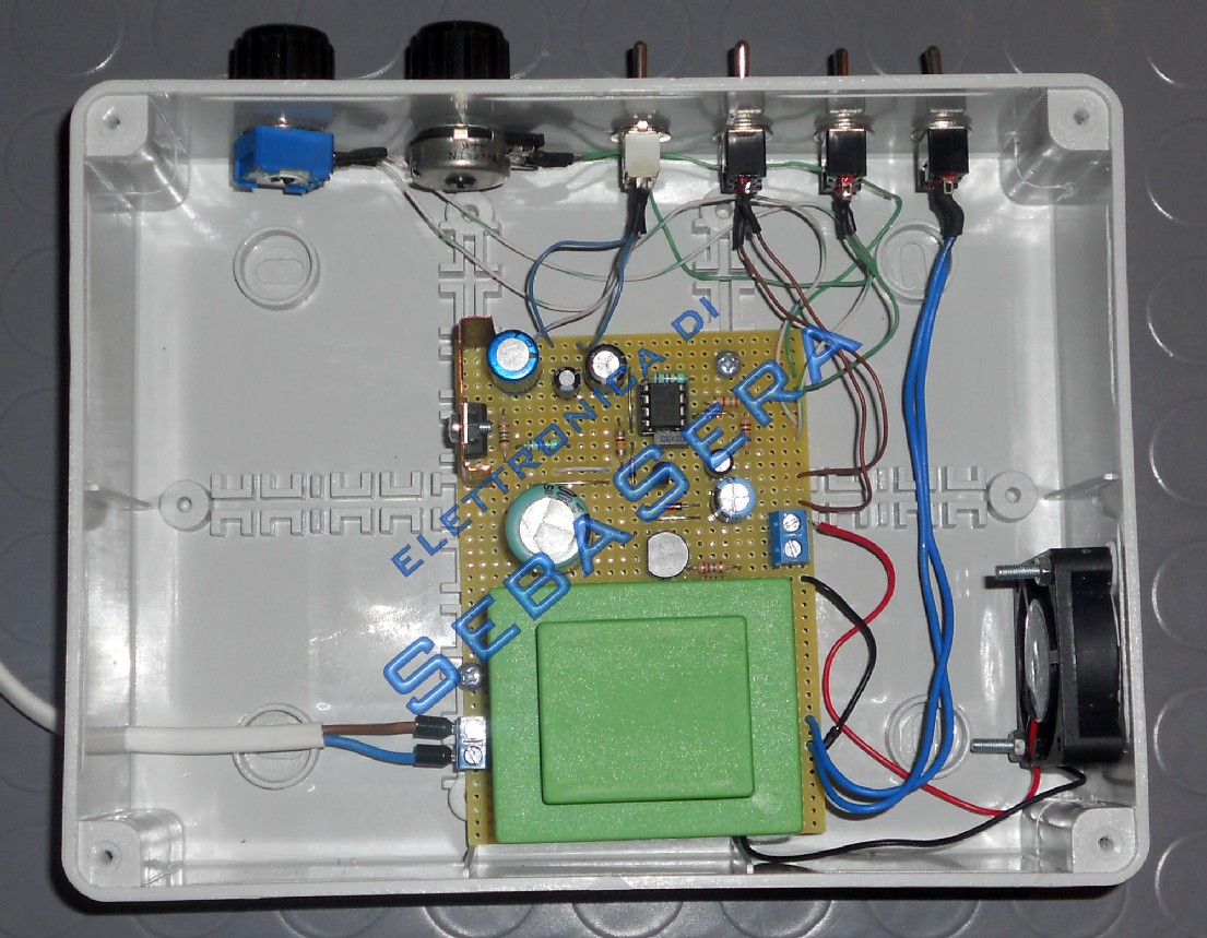 SCHEDA CIRCUITO DRIVER Il circuito è realizzato su di una basetta millefori 100x70mm.