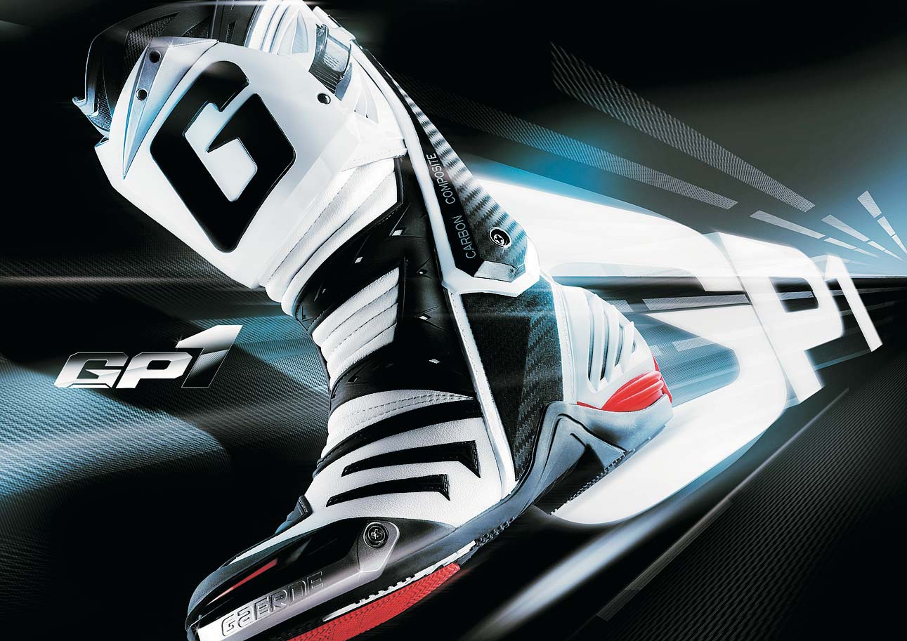 _RACING LINE _RACING LINE RACE READY The all-new GP1, the latest product from Gaerne s research and development centre, is the ultimate racing boot!