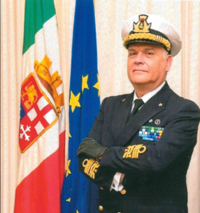 nella foto l ammiraglio Raffaele Caruso E così è accaduto. Infatti il povero bravo ammiraglio Camerini venne trasferito con la scusa di una promozione a La Spezia, ma non la prende bene.