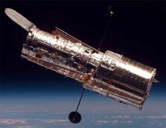 Il contributo dell HST Questa attuale visione sull evoluzione delle galassie deriva in misura notevole dall eccezionale apporto prodotto dalle osservazioni del telescopio Hubble (con esso la