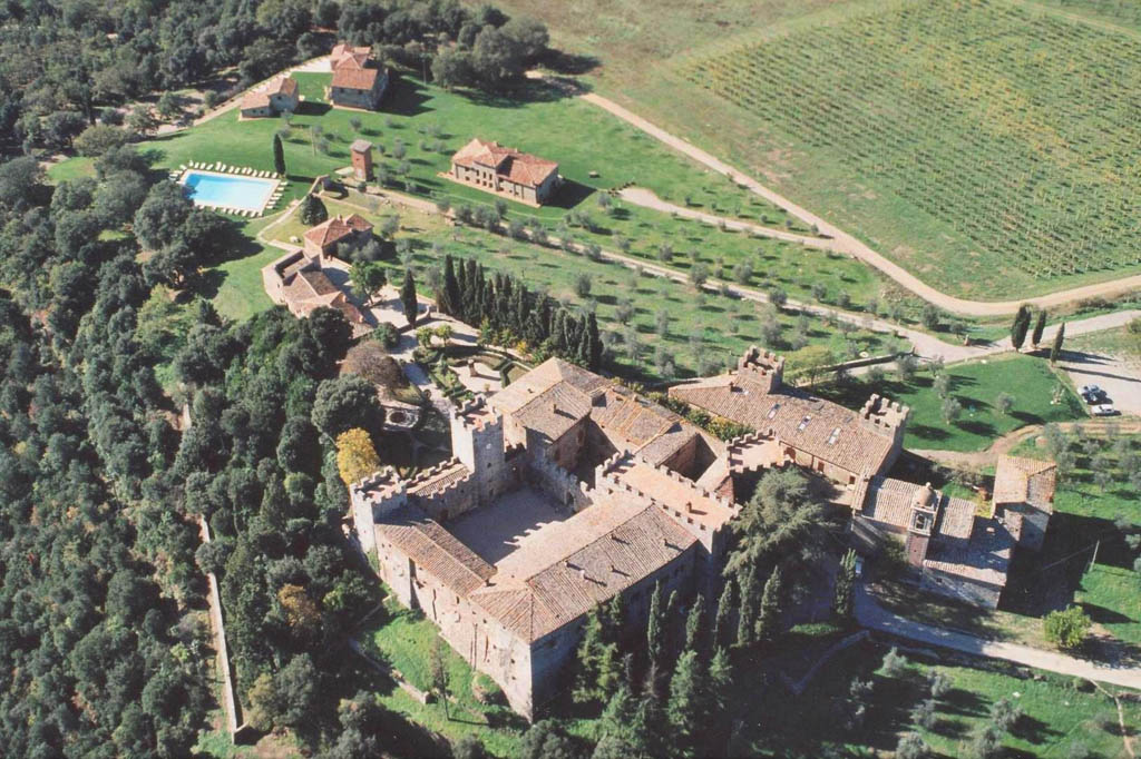 Rif 1266 - CASTELLO CHIANTI SENESE EUR 28.000.