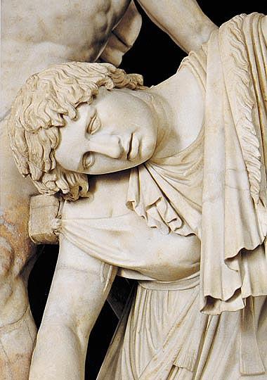 Il Gàlata suicida e il Gàlata morente Il Gàlata morente opera di Epìgono 263-197 a.c. insieme al Gàlata suicida fanno parte di un gruppo scultoreo posto su un basamento circolare e disposti secondo uno sviluppo ascensionale.