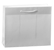 :: SHOPPING BAGS personalizzate http://www.mappebrusy.com/shopping-bags/ 5 ECO Kraft Formato: 36x12x41 cm. - in carta Kraft bianco da 100 gr. 100% riciclata, effetto ruvido.