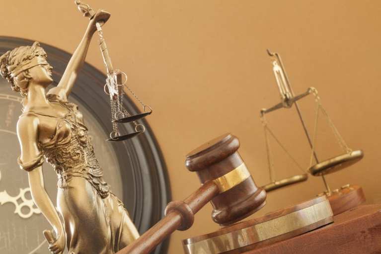 La Magistratura rappresenta il potere giudiziario (uno dei tre poteri dello Stato accanto al potere legislativo e al potere esecutivo).