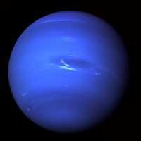 Urano Distanza media dal Sole:2.869 Milioni di Km = 19,181 U.A.