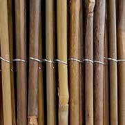 Top Stuoie Bamboo canna intera filo esterno zincato Ø mm 8/10 Top natural bamboo stick fence with galvanized wire G A R D E N 40530 150x300 1 35,00 40531 200x300 1 46,00 8 033344 405301 8 033344