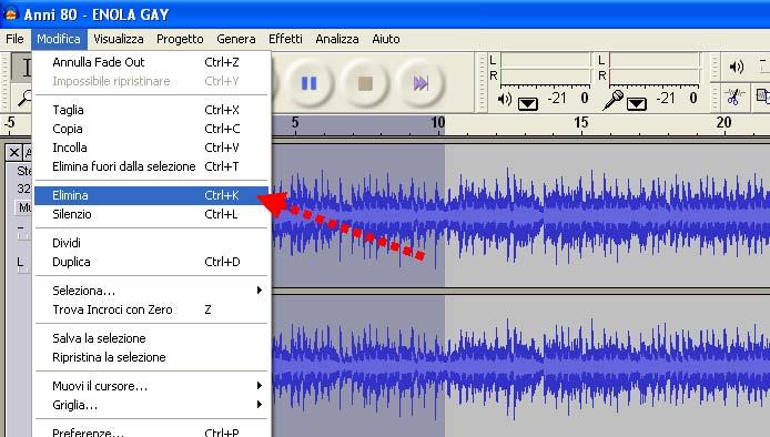 Sfumare un brano Per sfumare, cioè diminuire gradualmente il volume, è necessario selezionare la coda del proprio brano per qualche secondo e poi nel menù Effetti scegliere il comando Fade Out.