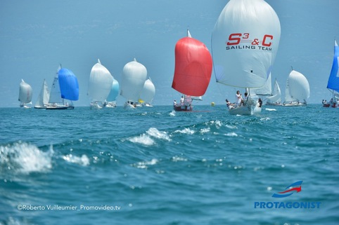 Stagione agonistica 2014 La Classe Protagonist mette in palio ogni anno 4 titoli. 1. Campionato Nazionale 2. Circuito Sailing Series 3. Circuito Long Distance 4. Match Race Cup.