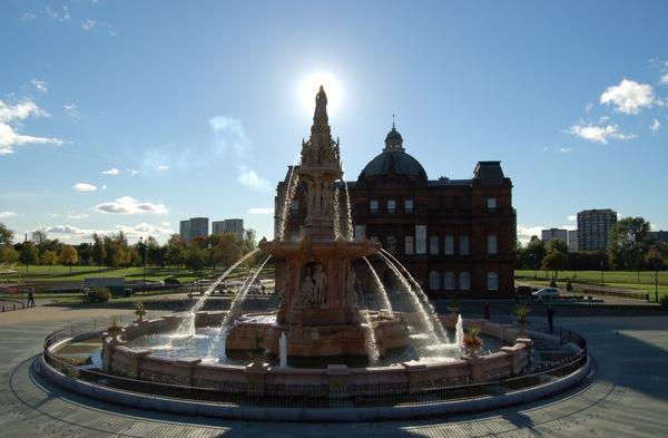 GLASGOW, 1990 Populatie 1 750 000 loc (2010) Zona metropolitana: 2 100 000 loc