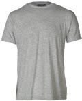 T-Shirt Fit Corpo t-shirt mezzamanica a colletto basso, 100% cotone pettinato.