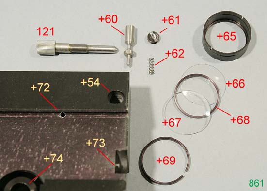 Fig. 1088 Voltato sottosopra, il blocco +50 mostra il foro +72 per la punta dell asta +60.