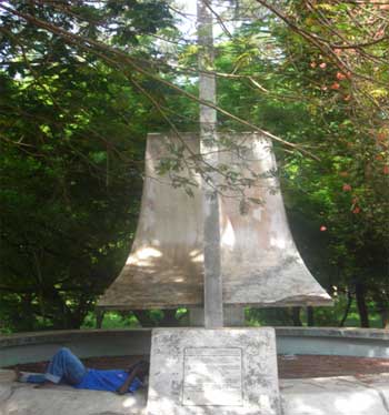 La marinai I degli Mr. Da LA Portoghesi Cappella allora VELA Bell Inglesi durante Smith fu PORTOGHESE usata fu lasciarono nel fu costruita il 1893.