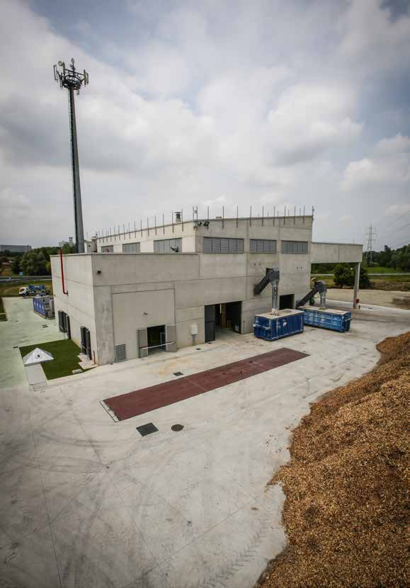 Solis Srl ha realizzato un impianto cogenerativo a biomassa da 1MW. L impianto produce 6.600 MWh all anno di energia elettrica verde, e fornisce 32.