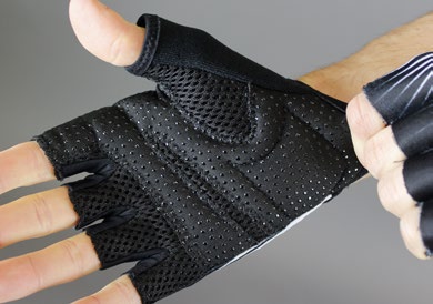 manicotti e gambali guanti sul palmo imbottitura e tessuto antiscivolo grip di silicone interno sul braccio/gamba art.